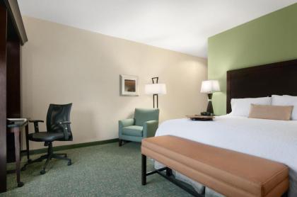 Hampton Inn Vernon - image 10