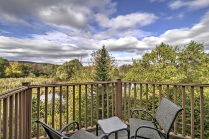 Spacious Condo with View Less Than 1 Mi to Mtn Creek Resort! - image 8