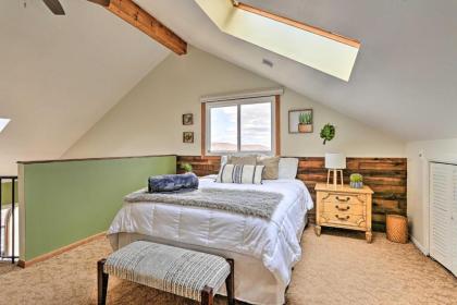 Charming Vernon Condo - Walk to Chair Lift! - image 14