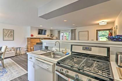 Vernon Condo with Balcony Less Than 2 Mi to Mountain Creek! - image 7