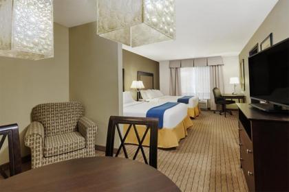 Holiday Inn Express & Suites Madison-Verona an IHG Hotel - image 12