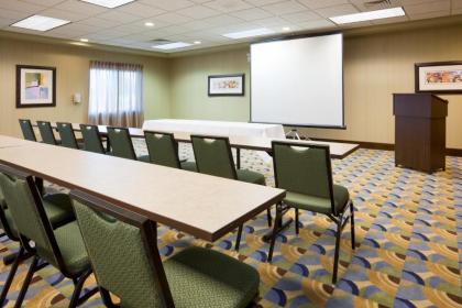 Holiday Inn Express & Suites Madison-Verona an IHG Hotel - image 6