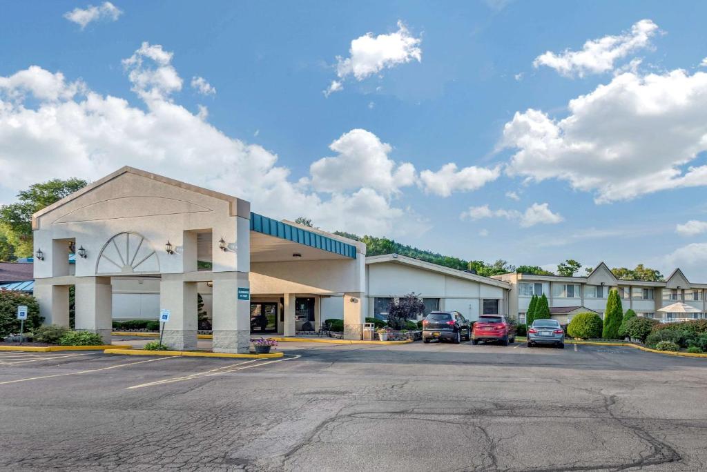 Quality Inn & Suites Vestal Binghamton near University - image 6