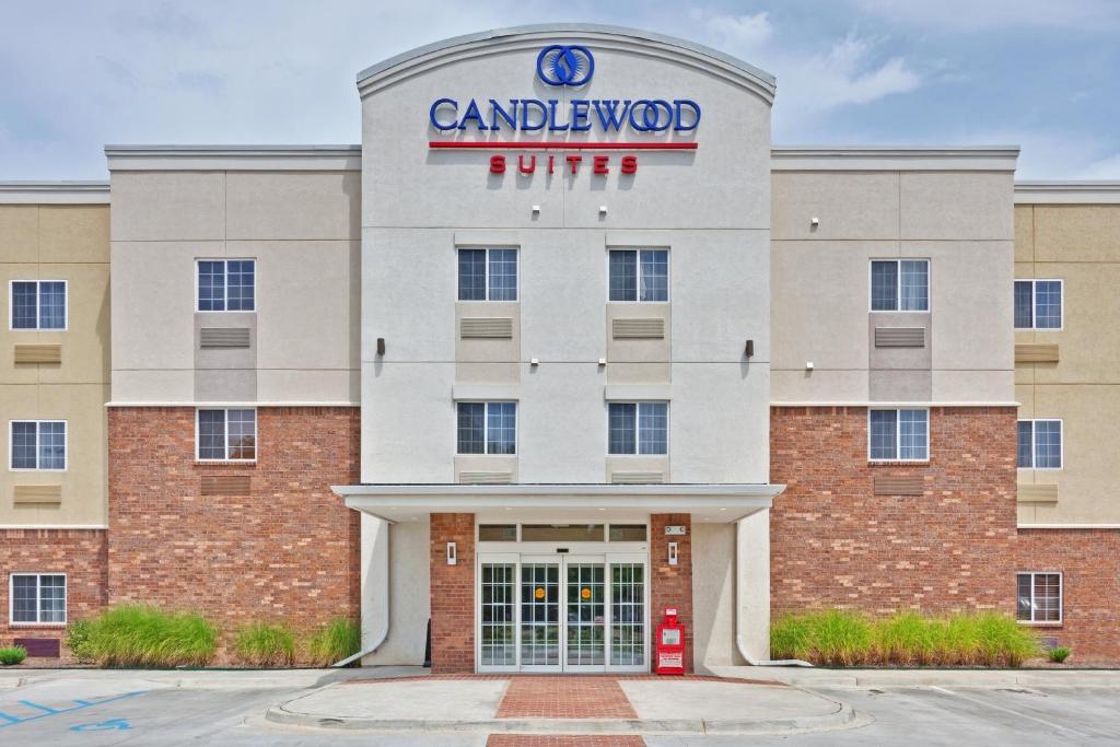 Candlewood Suites Vicksburg an IHG Hotel - main image