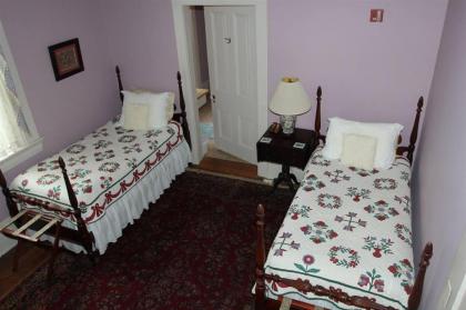 Corners Mansion Inn - A Bed and Breakfast - image 13