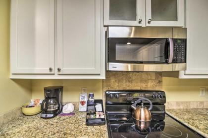 Updated Sears Quarters Condo - Walk to Dining - image 9