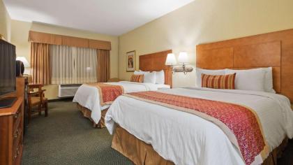 Best Western PLUS Victoria Inn & Suites - image 7