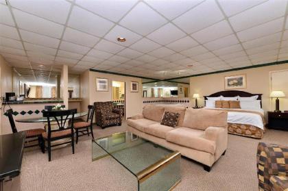 Americas Best Value Inn & Suites Victoria - image 9