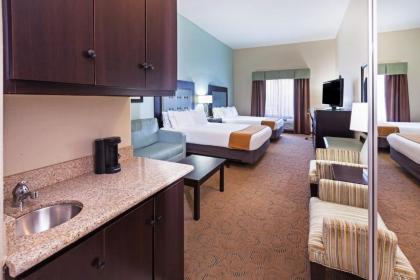 Holiday Inn Express & Suites Victoria an IHG Hotel - image 5