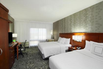 Courtyard by Marriott Victoria - image 15