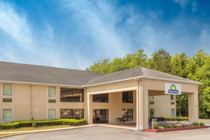 Days Inn by Wyndham Vidalia - image 1