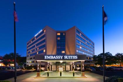 Embassy Suites Tysons Corner - image 19