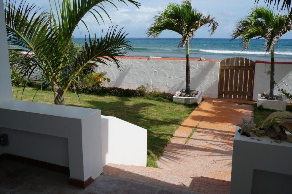 Bravo Beach Hotel - image 6