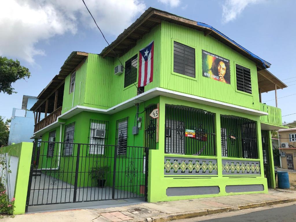 Vieques Good Vibe Guest House - main image