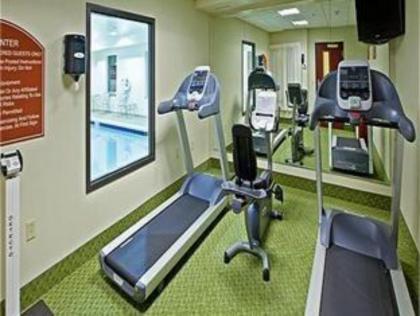 Holiday Inn Express Vincennes - image 9