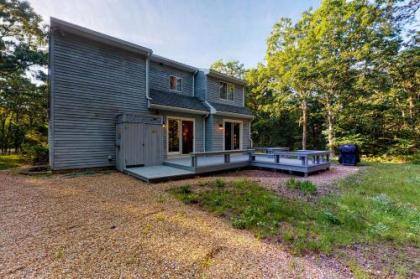 3 Bed 2 Bath Vacation home in West Tisbury - image 3