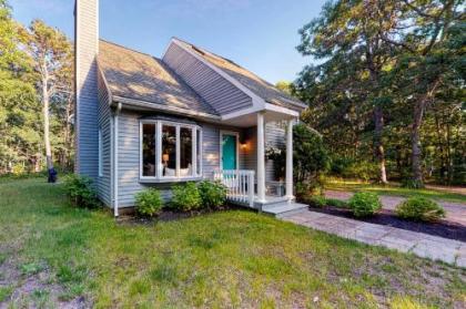 3 Bed 2 Bath Vacation home in West Tisbury - image 5