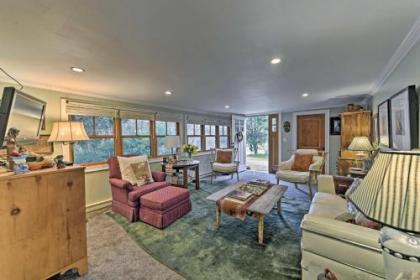 Waterfront Vineyard Haven Home near Main Street! - image 2