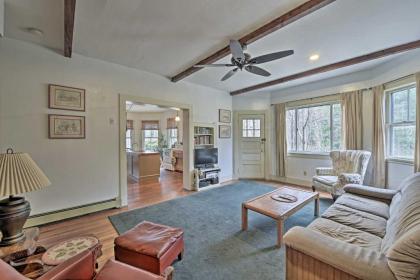 Vineyard Haven House - Easy Access to Beaches - image 15