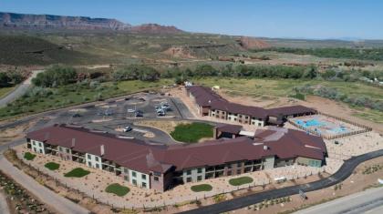 Fairfield Inn & Suites by Marriott Virgin Zion National Park - image 11