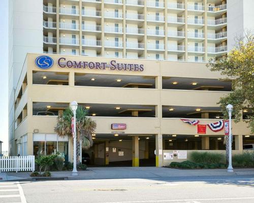Comfort Suites Beachfront - main image