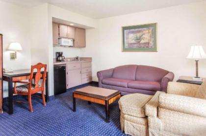 Knights Inn Virginia Beach Lynnhaven - image 2