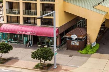 Days Inn by Wyndham Virginia Beach At The Beach - image 5