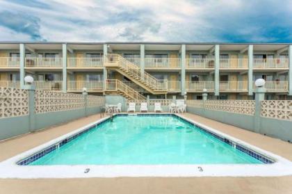 Travelodge by Wyndham Virginia Beach - image 2