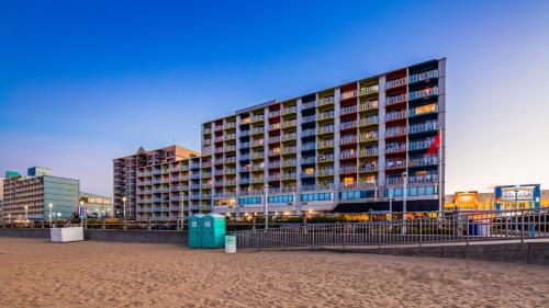 Best Western Plus Sandcastle Beachfront Hotel - image 4