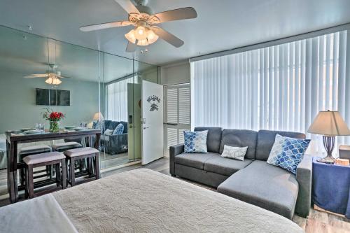 Virginia Beach Studio with Balcony and Pool View! - main image