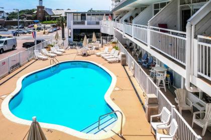 Virginia Beach Studio with Pool Access-Steps to Beach - image 17