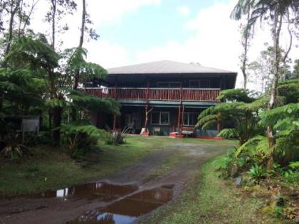 Aloha Crater Lodge and Lava tube tours