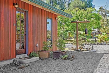 Cozy Volcano Studio with Phenomenal Rainforest Views! - image 6