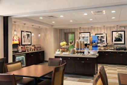 Hampton Inn Philadelphia/Voorhees - image 15