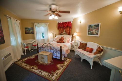 Bed and Breakfast on White Rock Creek - image 2