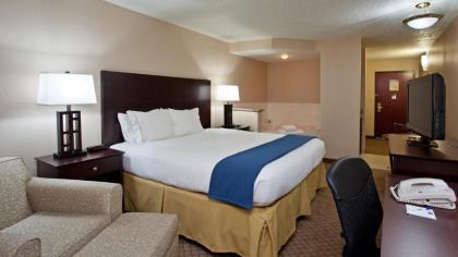 Holiday Inn Express Hotel & Suites Wadsworth an IHG Hotel - image 9