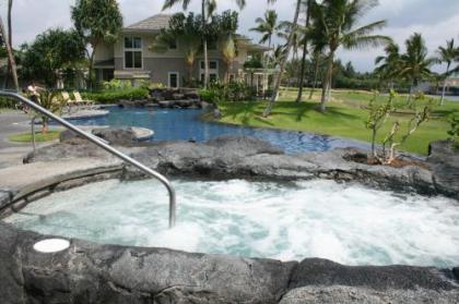 Lovely Fairway Villas Penthouse unit. mountain views Waikoloa