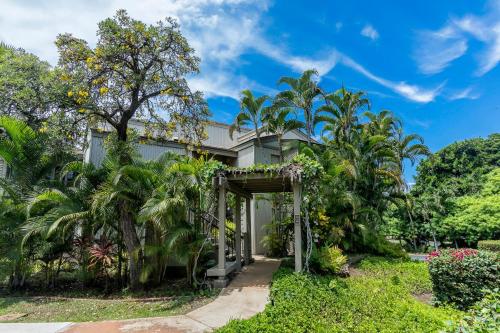 Wailea Ekolu Two Bedrooms by Coldwell Banker Island Vacations - image 5