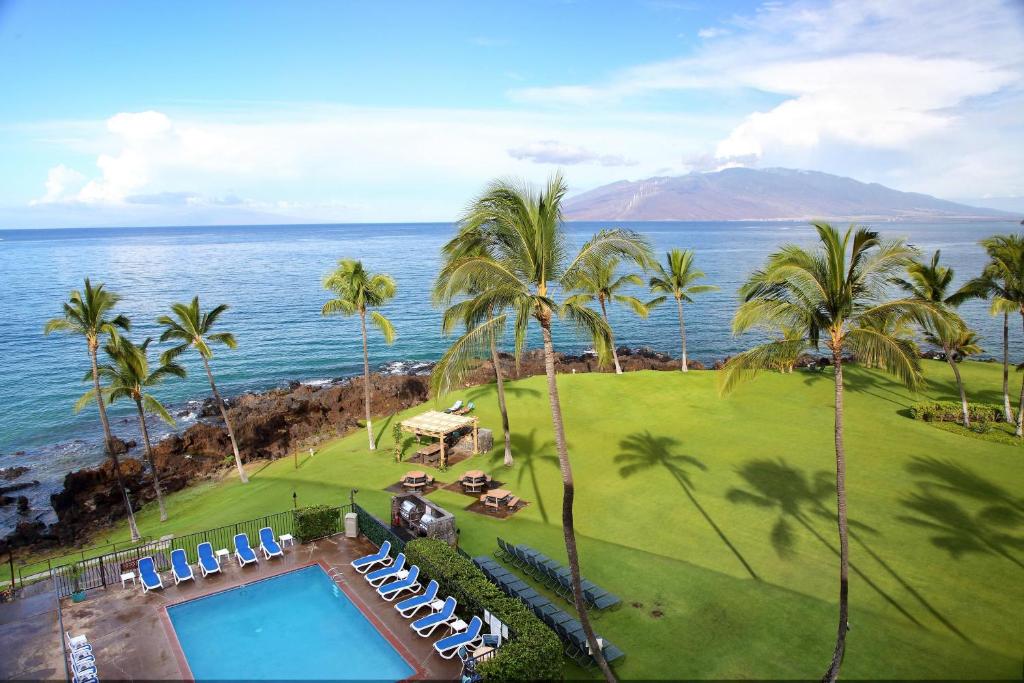 Kihei Surfside #608 by Ali'i Resorts - image 4