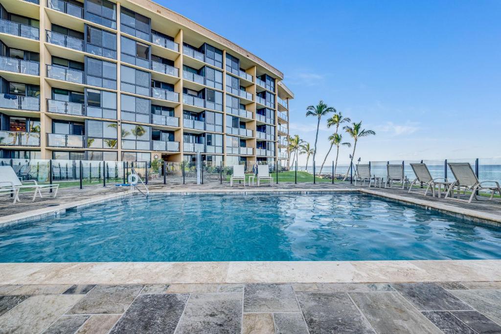 Kihei Surfside #411 by Ali'i Resorts - main image