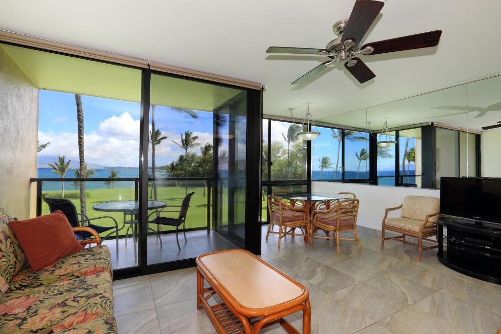 Kihei Surfside #311 by Ali'i Resorts - image 4