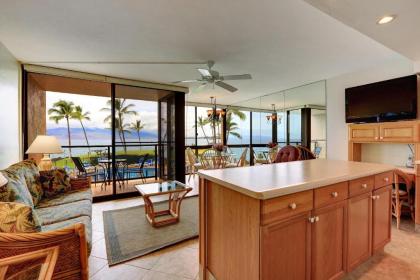 Kihei Surfside #205 by Ali'i Resorts - image 3