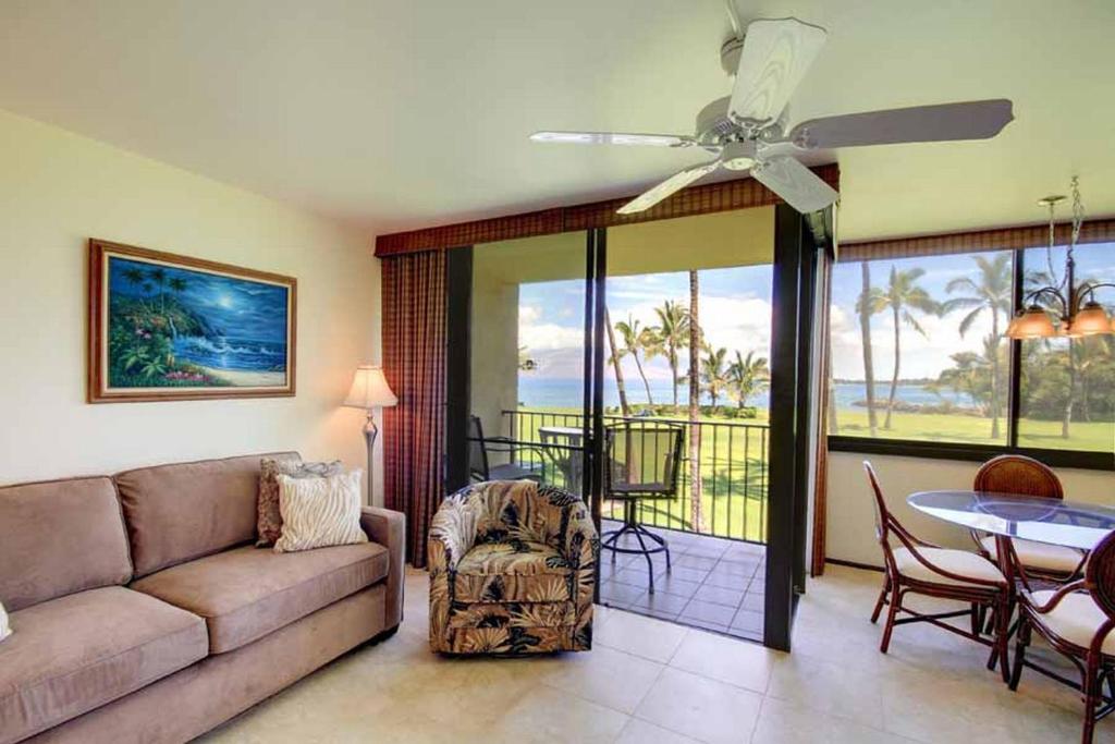 Kihei Surfside #211 by Ali'i Resorts - image 5