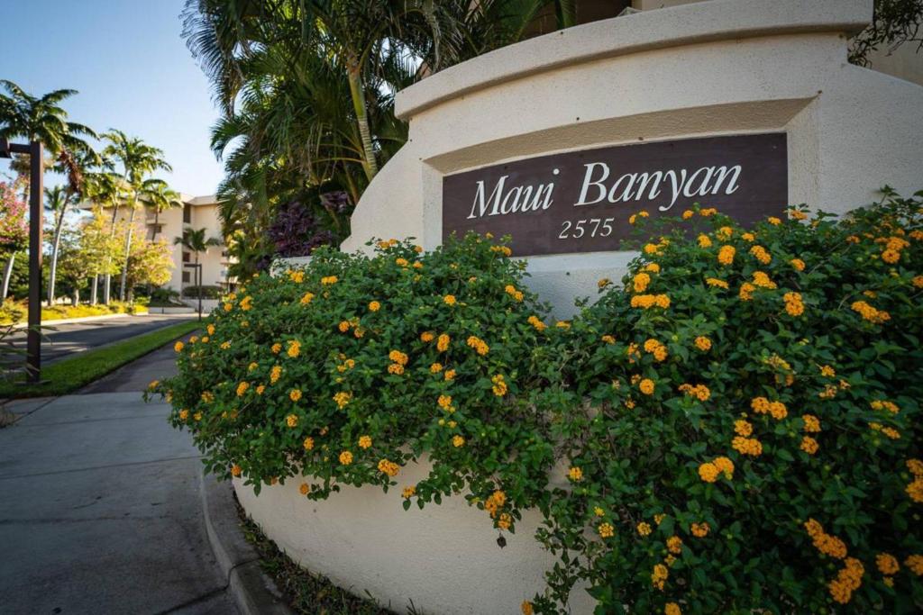 Maui Banyan T209 by Coldwell Banker Island - image 3