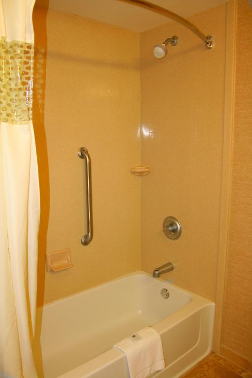 Hampton Inn South Kingstown - Newport Area - image 3