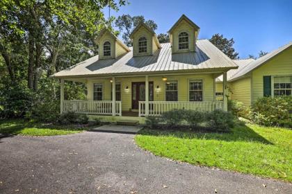 Home Nestled in Santa Fe Lake Trees with UF Parking!