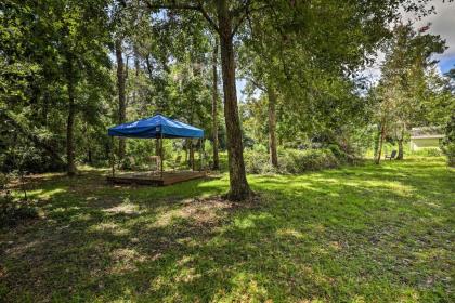 Home Nestled in Santa Fe Lake Trees with UF Parking! - image 13