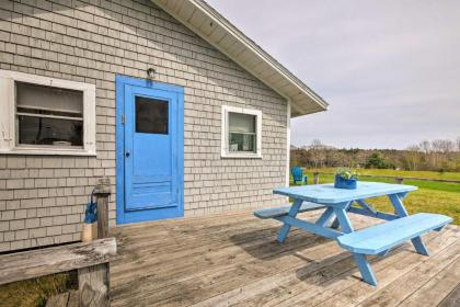 Blueberry Cottage on Scenic Back River Cove