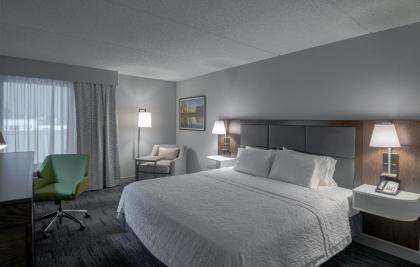 Hampton Inn Waldorf - image 15