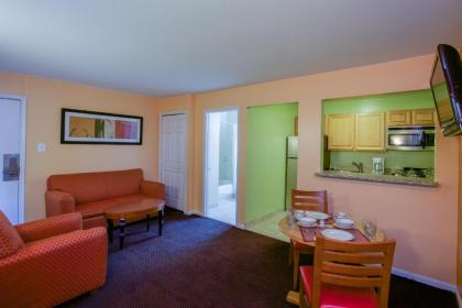 Master Suites Hotel - image 15